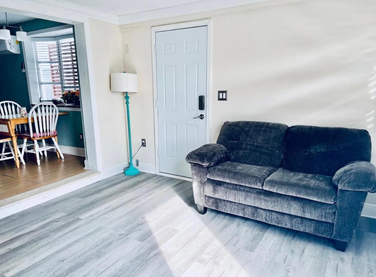 Cheerful Home With One Bedroom Cape Coral Bagian luar foto