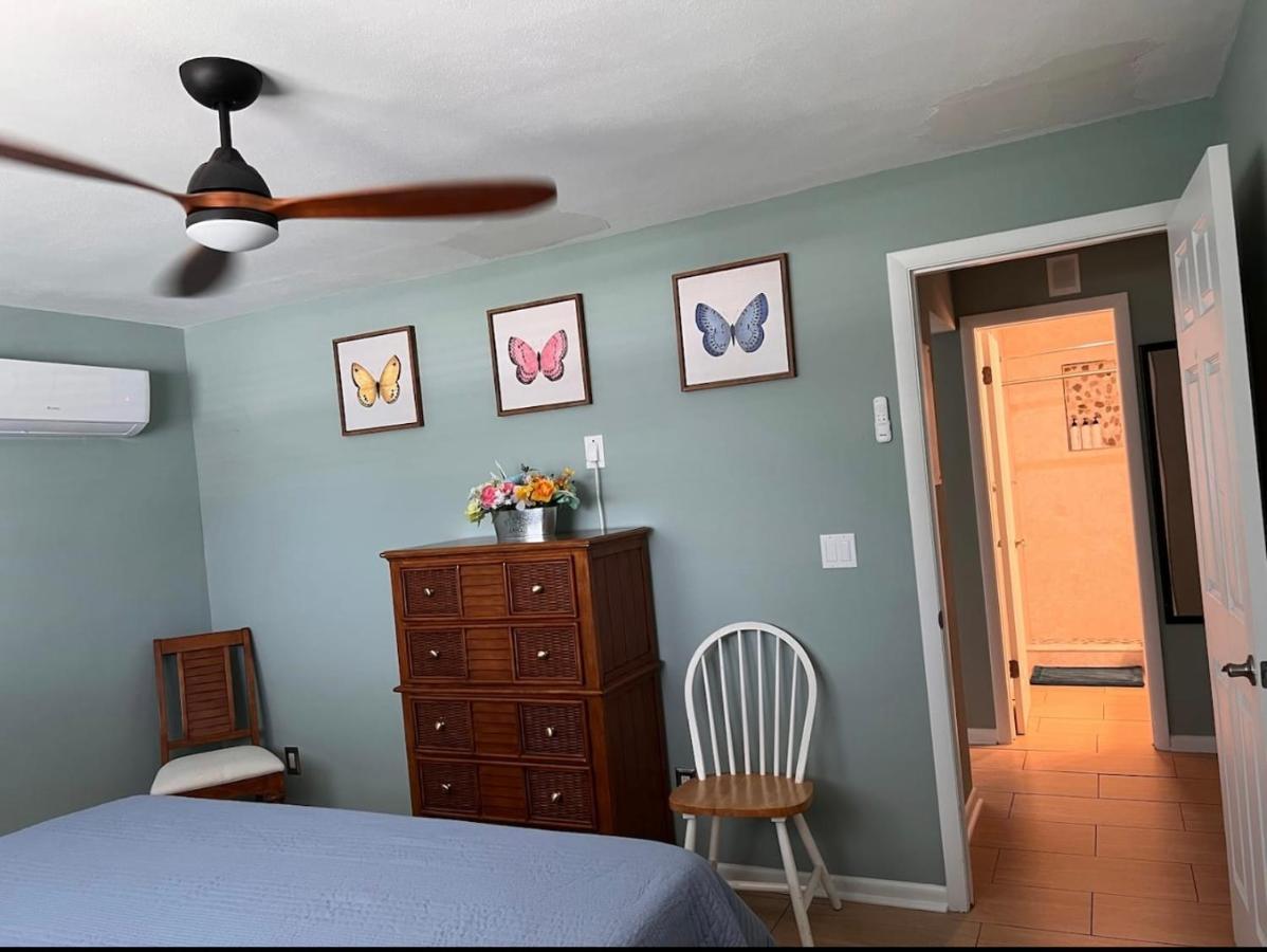 Cheerful Home With One Bedroom Cape Coral Bagian luar foto